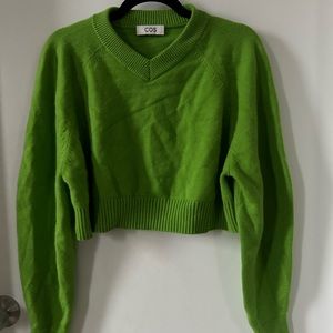 COS cropped v neck sweater green